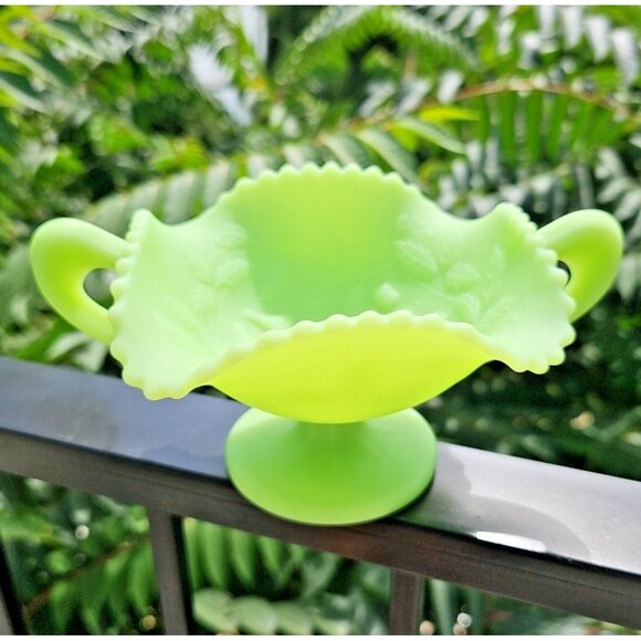 Fenton Uranium Lime Green Satin Footed Candy Dish With Handles Geiger Checked - Picture 7 of 15